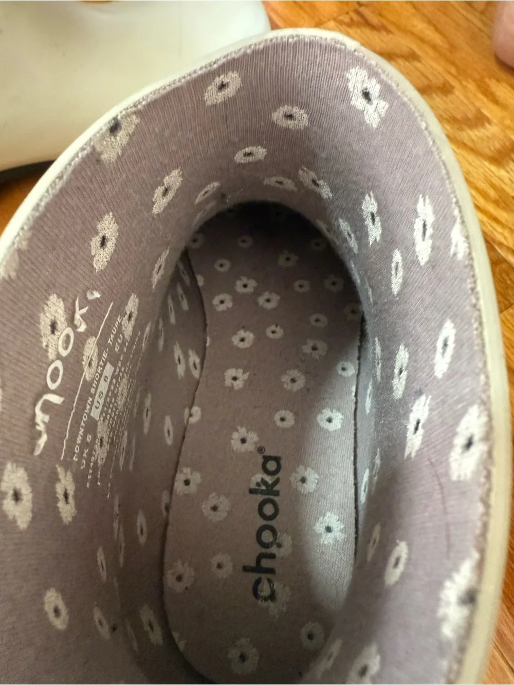 Short Rubber Rain Boots in Light Beige